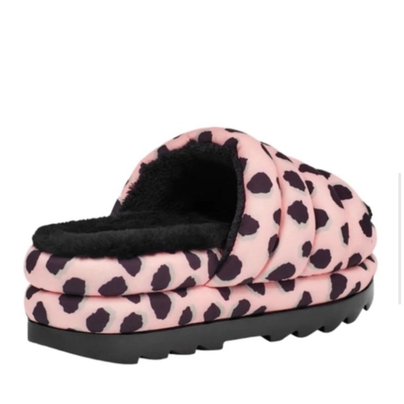 NWOB Ugg cheetah slipper/slides - Picture 5 of 8